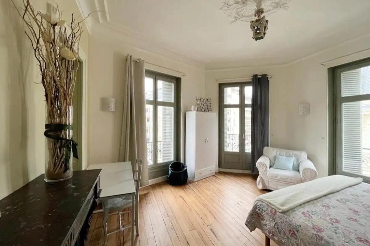 Apartamento Cosy Hortensia- 4 Ch- Clemenceau Hypercentre & Parking Sous Terrain- 110M2 Pau Exterior foto